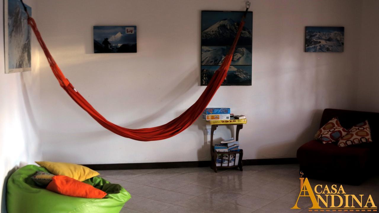 سويسكا Hostal Casa Lantana المظهر الخارجي الصورة